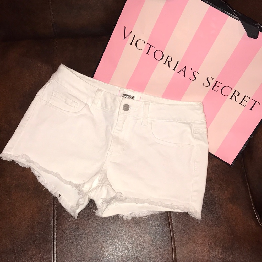 PINK Victoria’s Secret Denim Shorts 💕